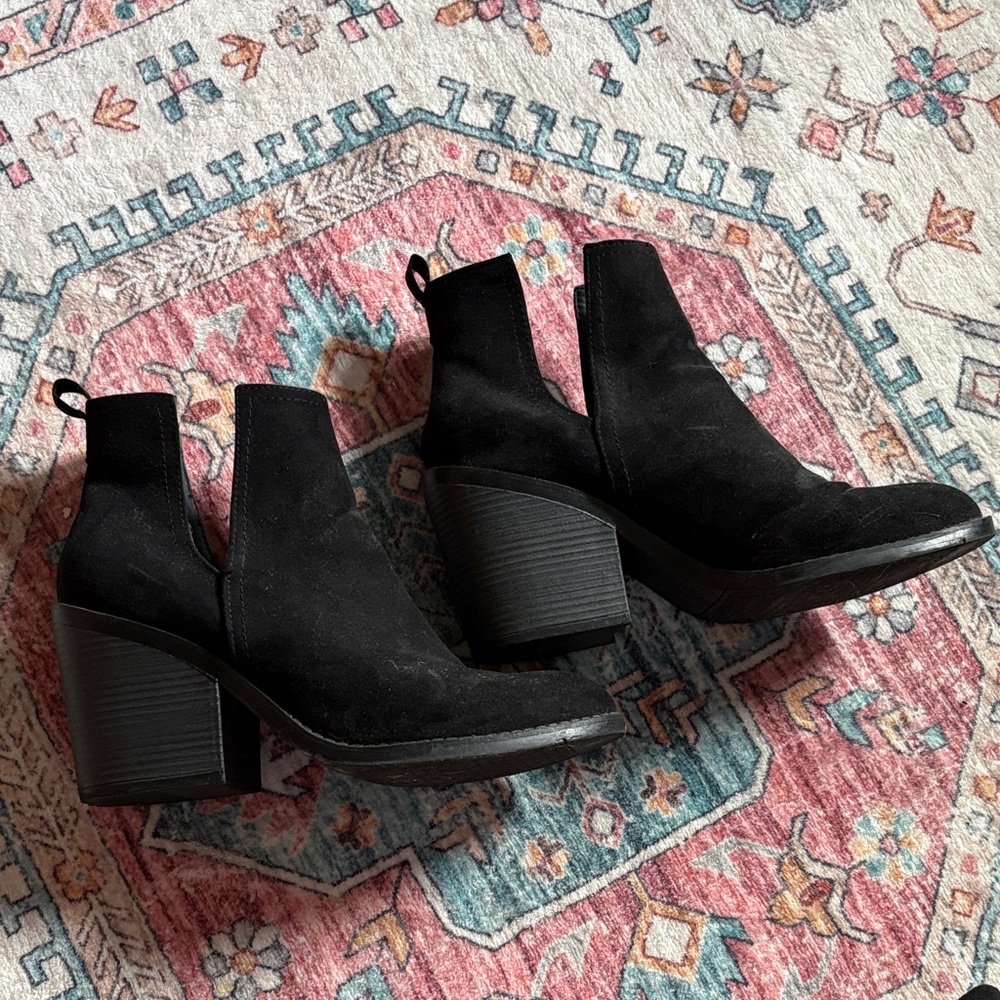Black Suede Block Heel Chelsea Ankle Boots